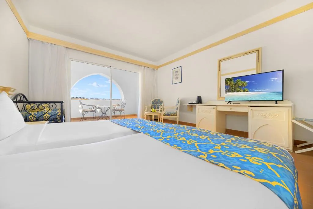 Double or Twin LAKE VIEW Room, Domina Coral Bay Resort, Diving , Spa & Casino, Red Sea Riviera