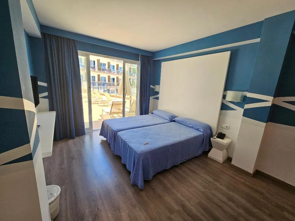 Double or Twin WITH TERRACE Room, Clumba, Majorca