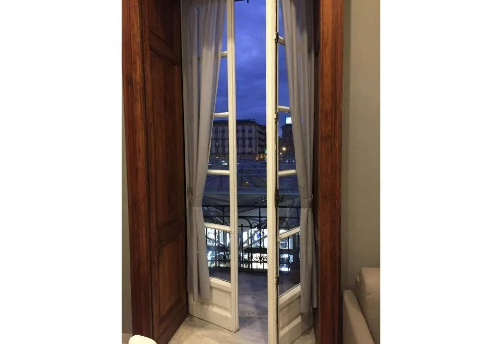 Room, New Gallery, Naples
