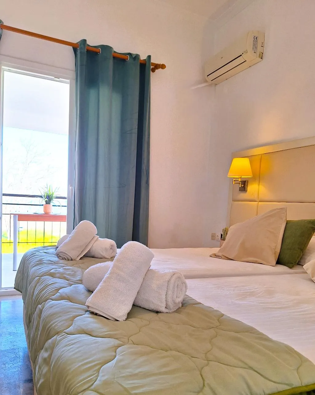 APARTMENT SEA VIEW Room, Ever Green Beach Apartments, Corfu