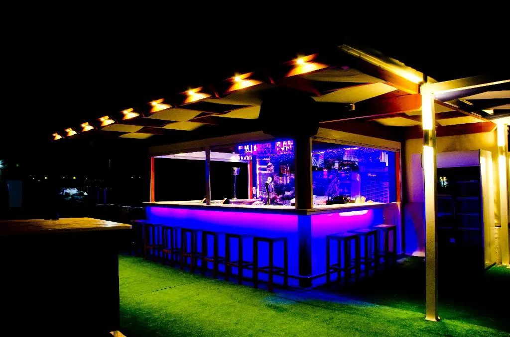 Bar, Yiannis Manos, Crete