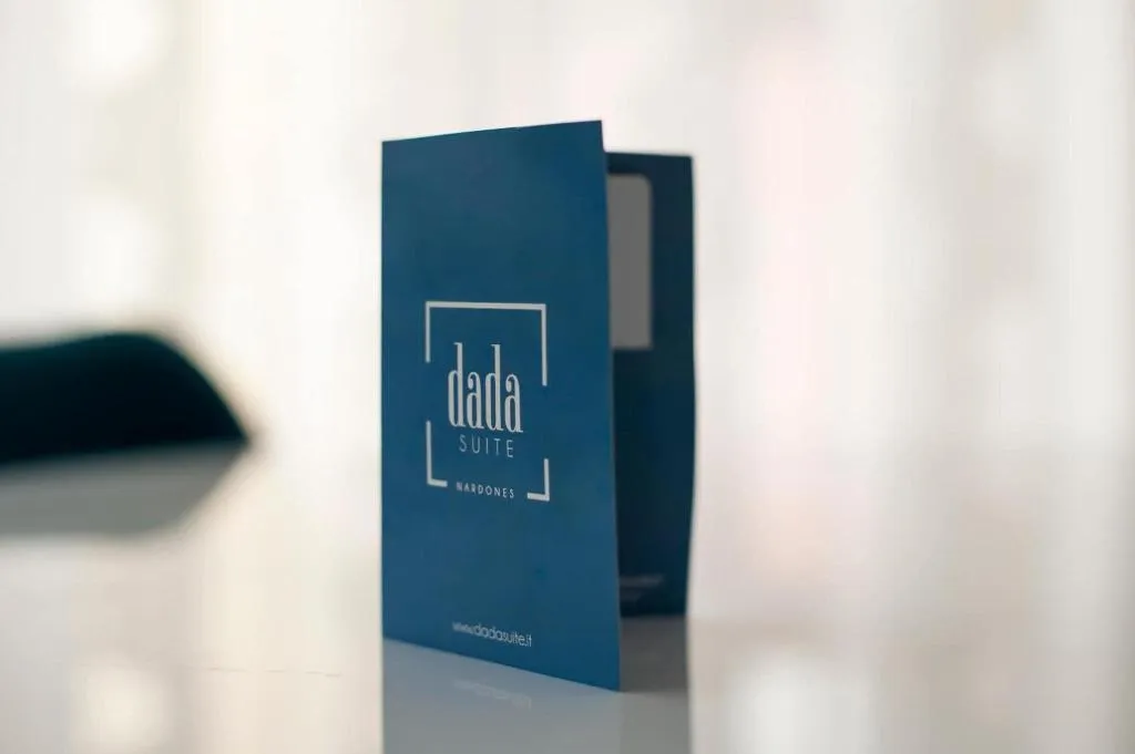 Room, Dada Suite, Naples