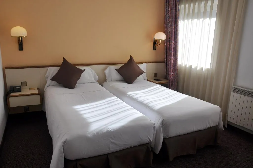 DOUBLE SINGLE USE STANDARD Room, Andorra Palace, Andorra La Vella