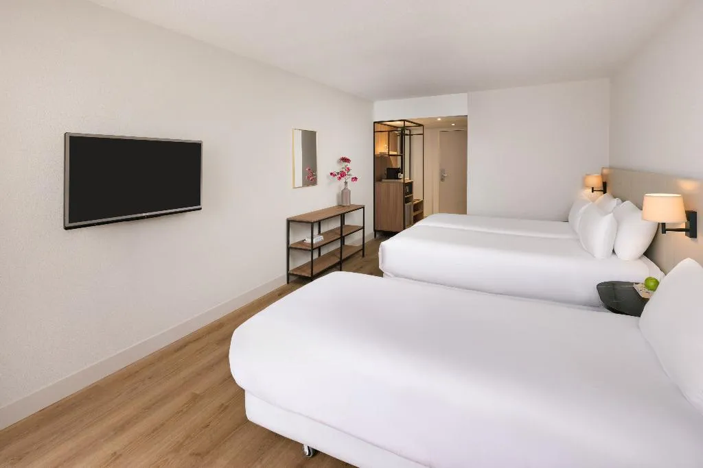 TRIPLE SUPERIOR Room, NH Zandvoort, Amsterdam