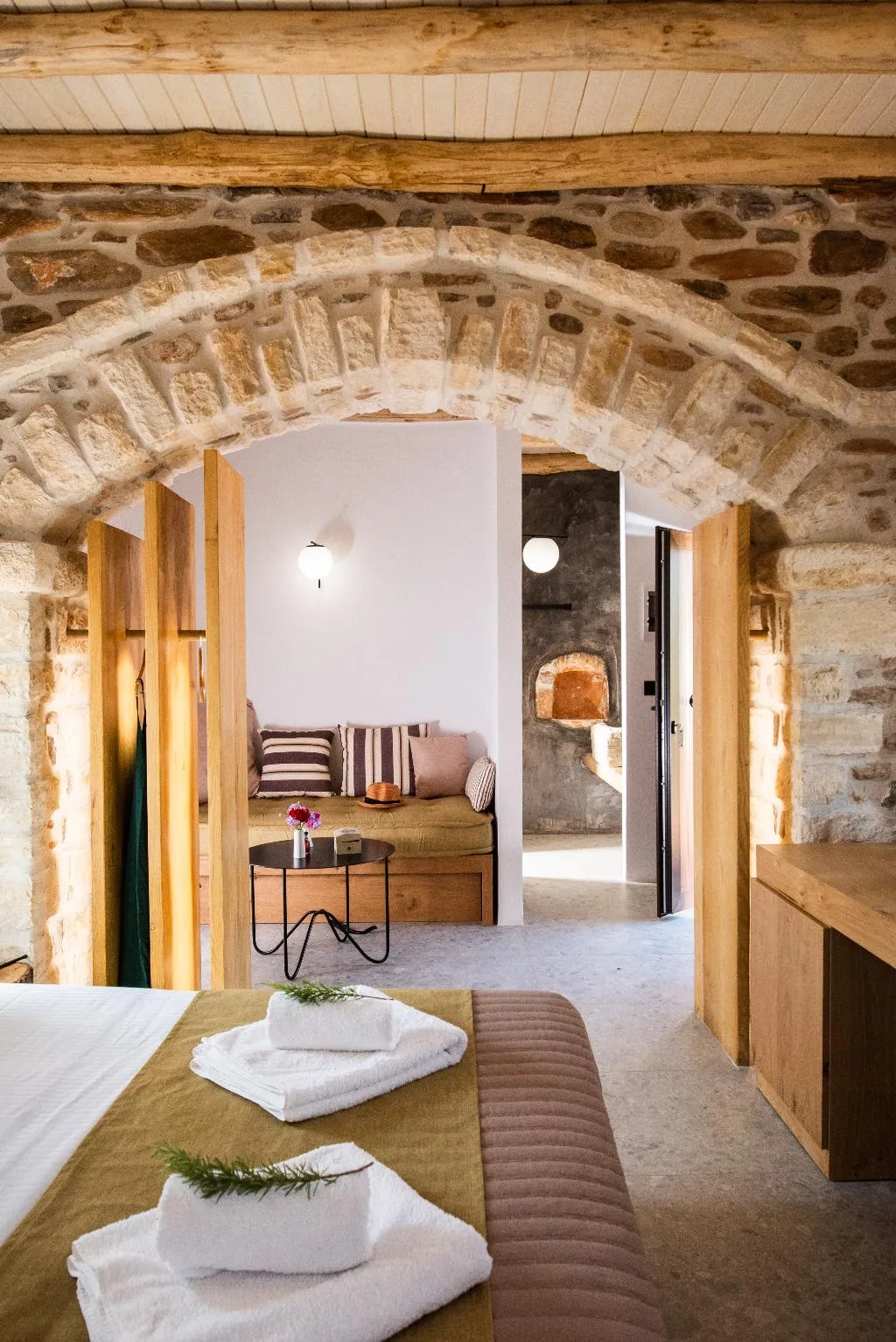 SUITE WITH JACUZZI Room, Lameriana Secret Village, Crete