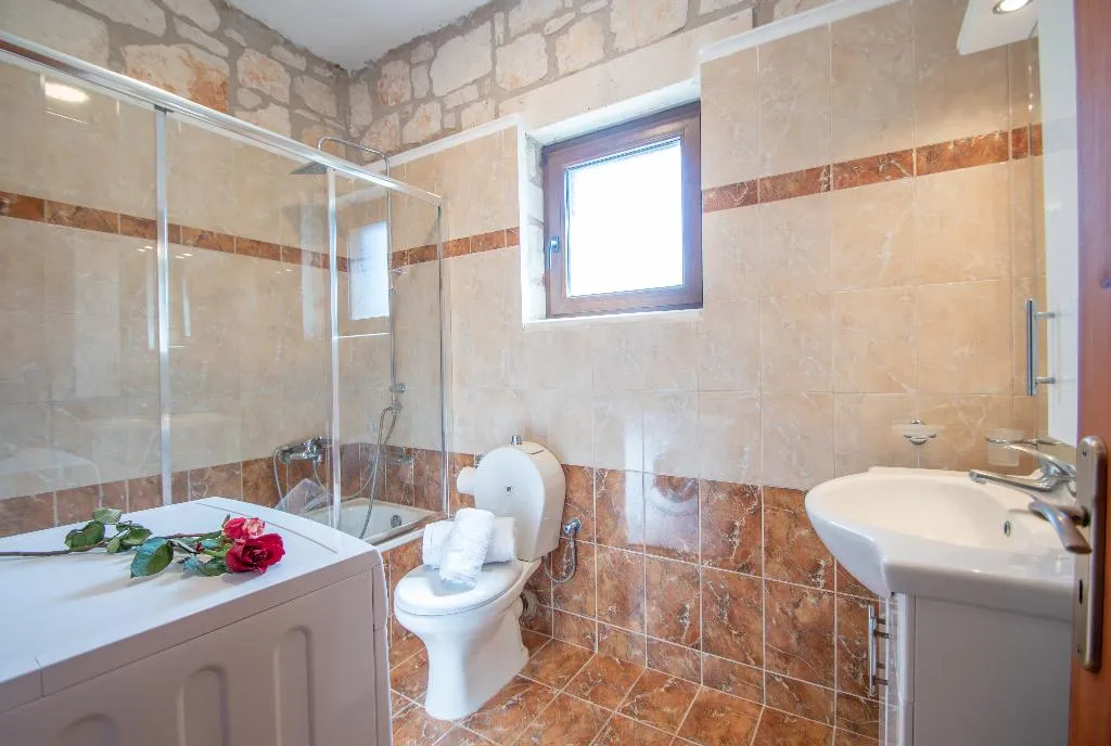 QUADRUPLE TWO DOUBLE BEDS Room, Aeolos Zante Villas, Zante