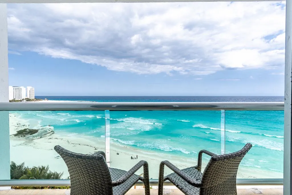 DOUBLE SEA VIEW KING BED Room, Ocean Dream Cancun by GuruHotel, Cancun Area