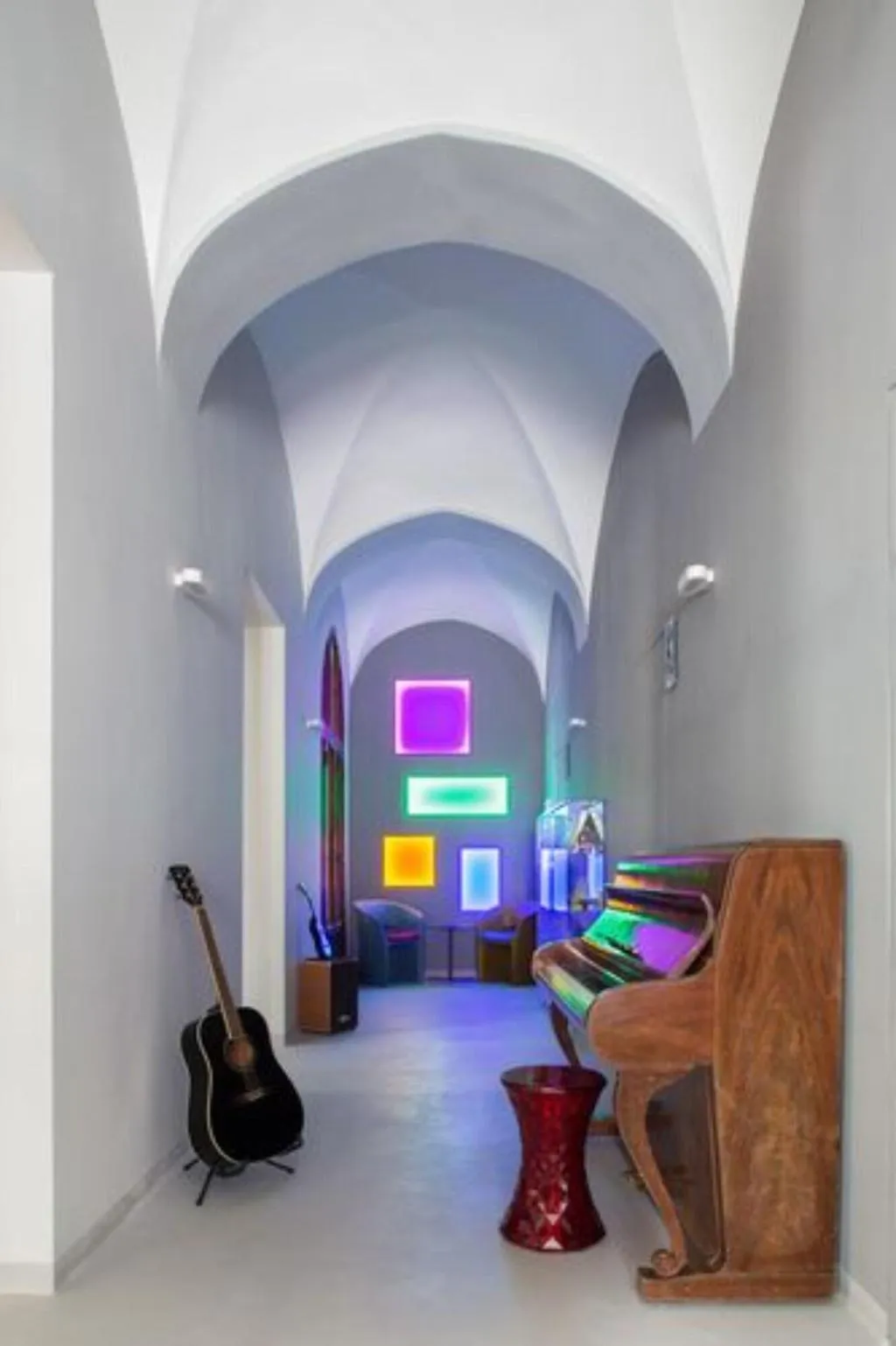 Sports and Entertainment, Babila Hostel, Milan