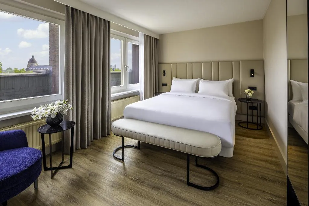 DOUBLE WITH VIEWS Room, NH Amsterdam Leidseplein, Amsterdam