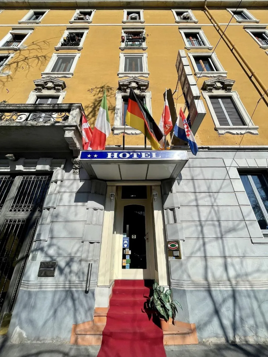 General view, Hotel Aurelia, Milan