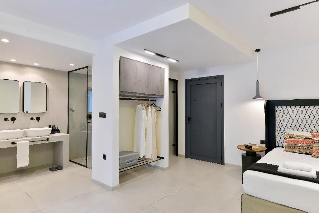 SUITE CLASSIC Room, Yianna Hotel, Kefallinia