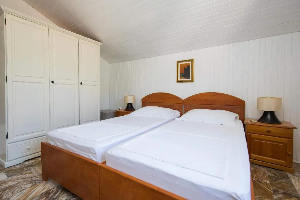 TWIN CITY VIEW Room, Guest House J&J, Dubrovnik