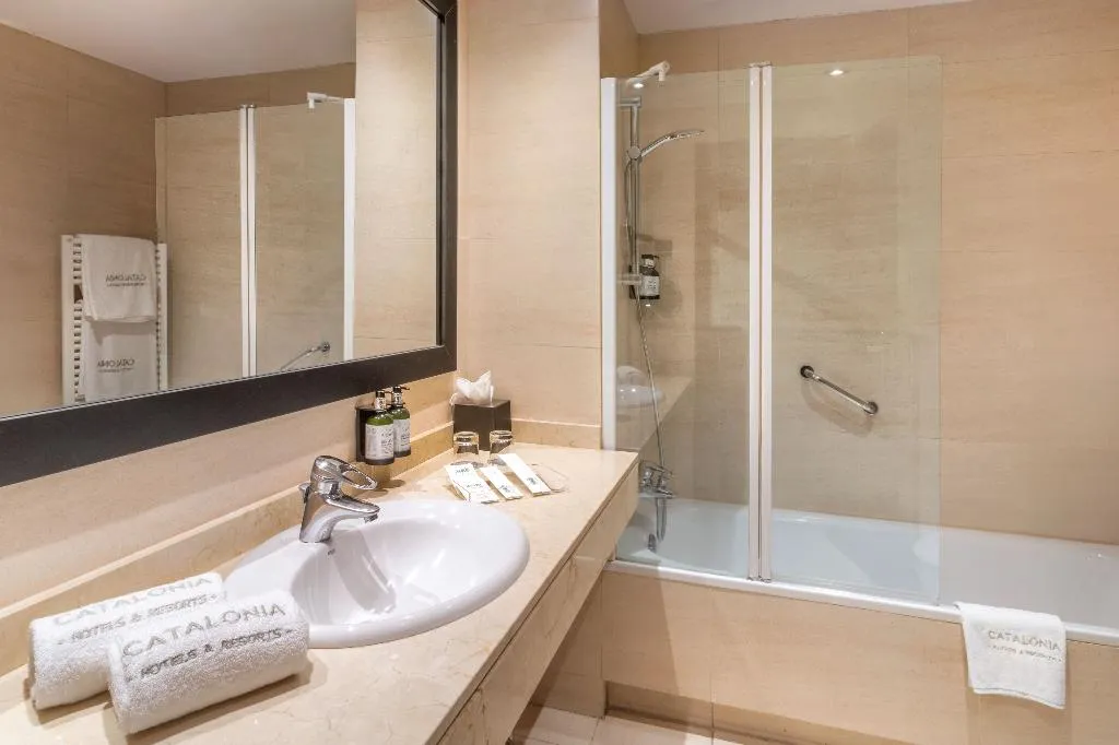 Double or Twin SUPERIOR Room, Catalonia El Retiro, Madrid