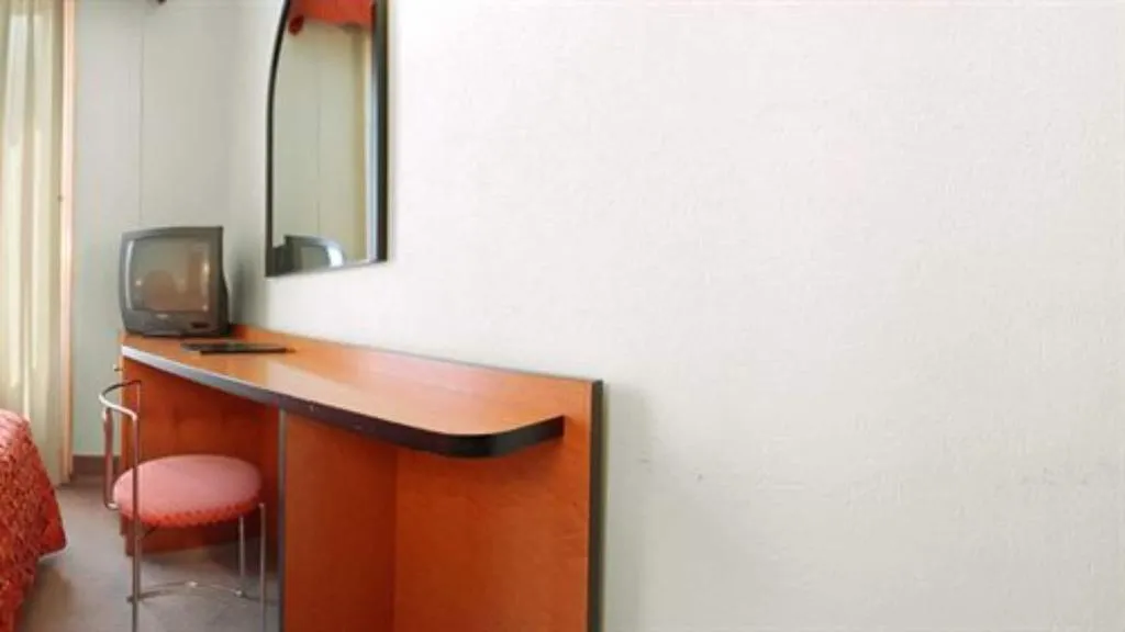 SINGLE STANDARD Room, Hotel Delle Nazioni, Milan