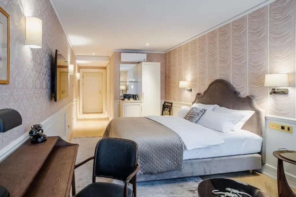 DOUBLE SUPERIOR Room, Hotel Unicus Palace Old Town - Destigo Hotels, Krakow