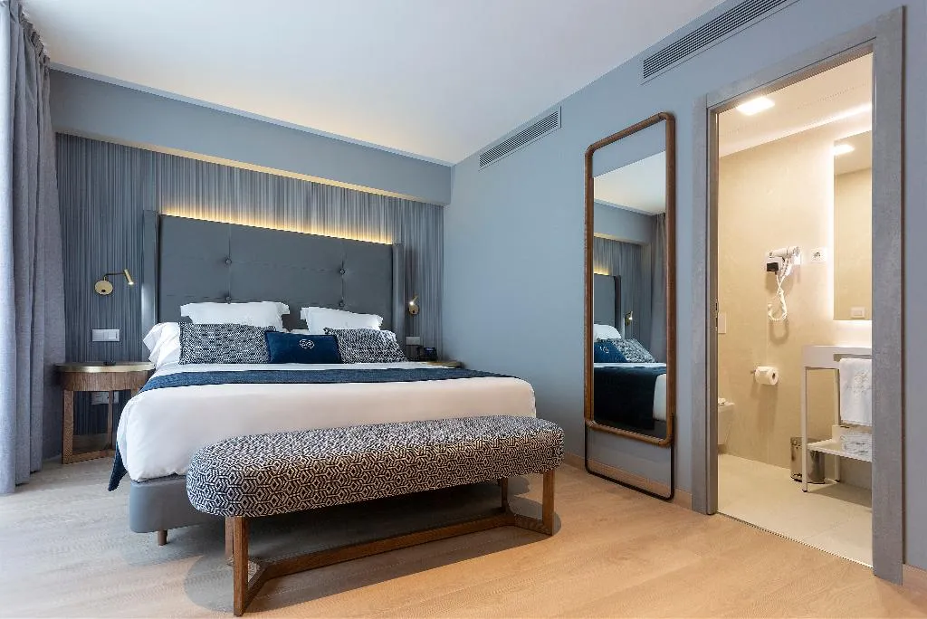 DOUBLE WITH TERRACE Room, Lima, Costa Del Sol