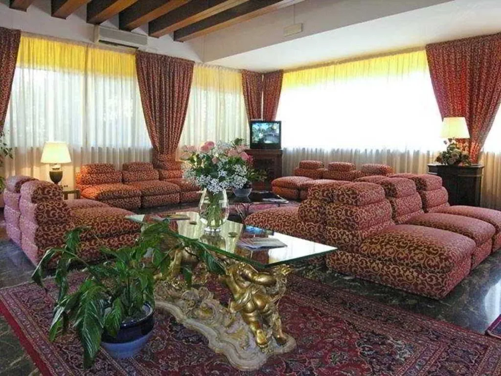 Lobby, Pinewood Hotel Rome, Rome