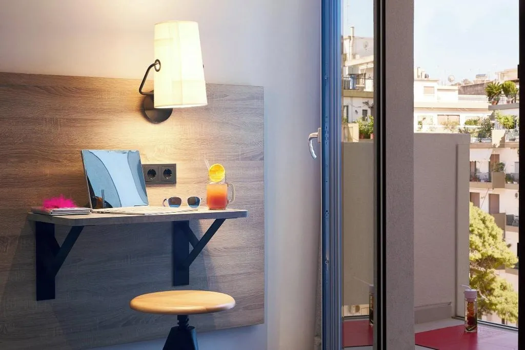 Room, Moxy Patra Marina, Athens