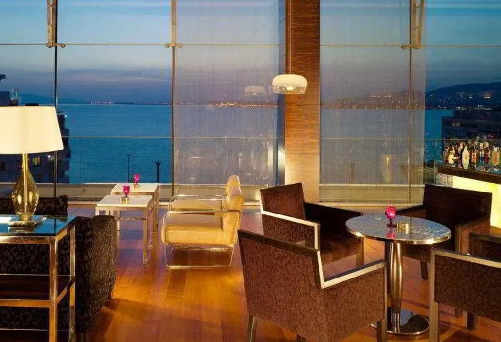 Bar, Swissotel Buyuk Efes Izmir, Izmir