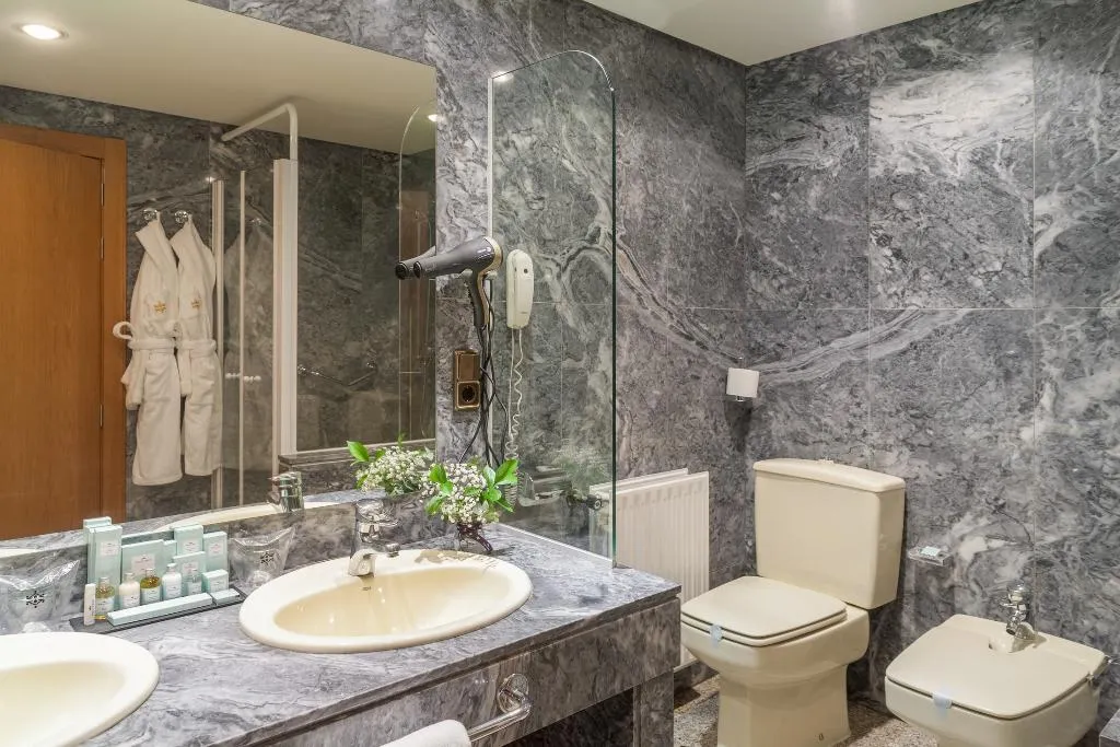 JUNIOR SUITE STANDARD Room, Parador de Segovia, Madrid