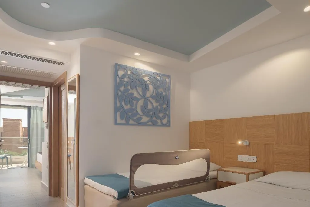 FAMILY ROOM TWO BEDROOMS Room, Lyttos Mare, Crete