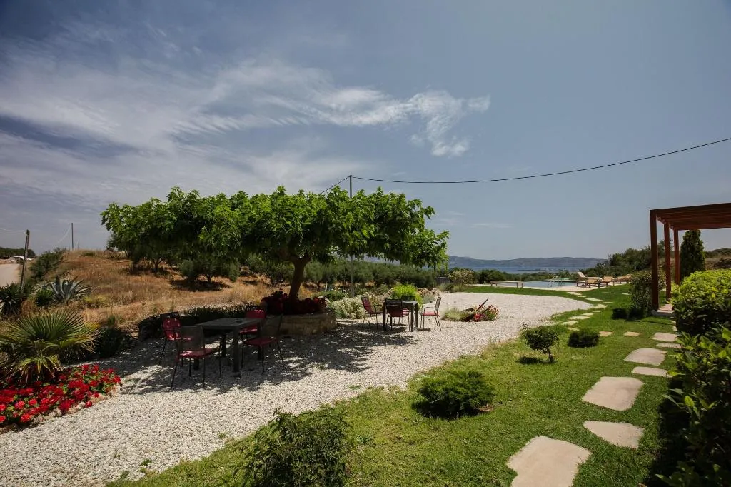 Room, Agarathos, Crete