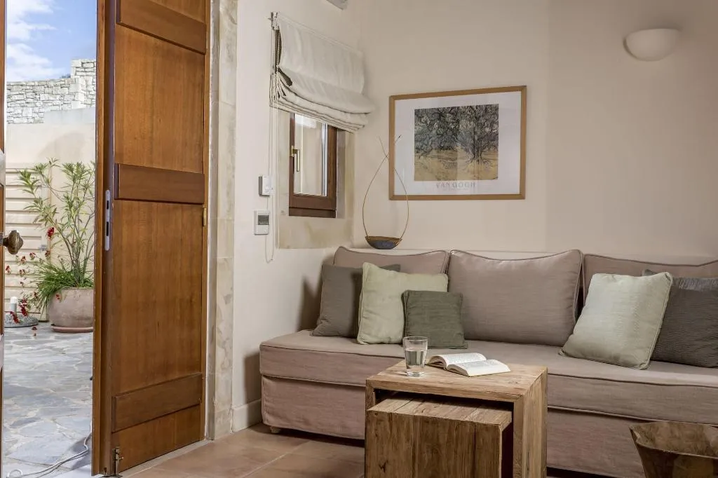 Room, Kapsaliana Village Hotel, Crete
