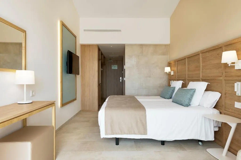 BUNGALOW GARDEN VIEW Room, Iberostar Waves Cala Domingos, Majorca