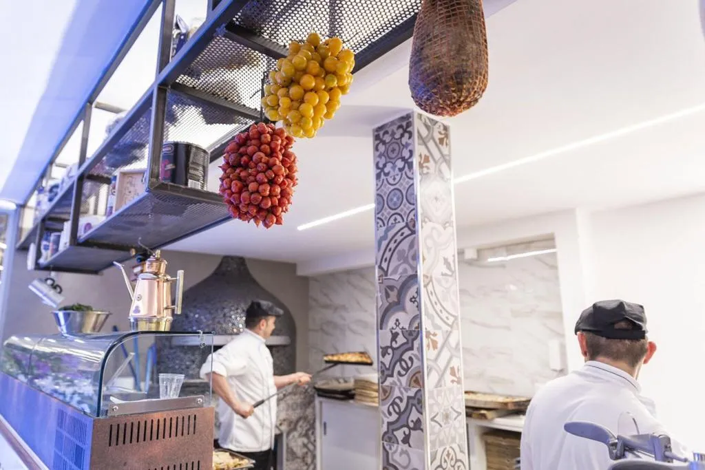 Restaurant, Hotel Del Sole, Naples