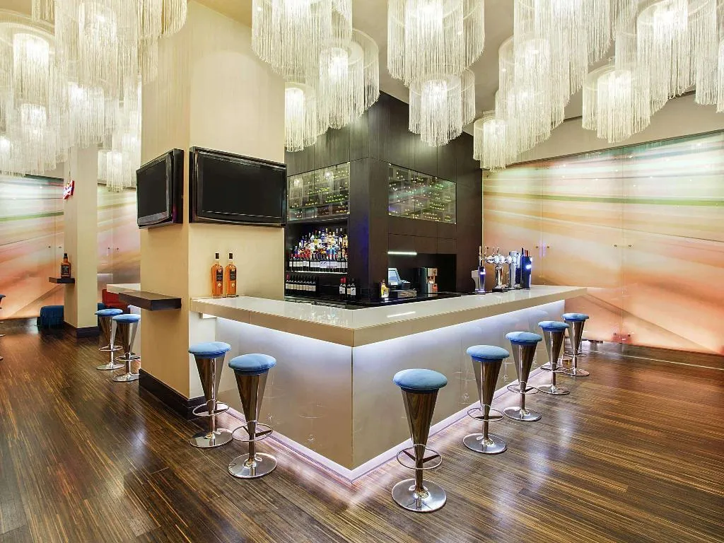 Bar, Ibis Mall  Avenue Dubai Hotel, Dubai