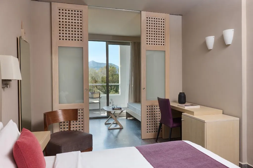 FAMILY ROOM SUPERIOR Room, Atlantica Akti Zeus, Crete