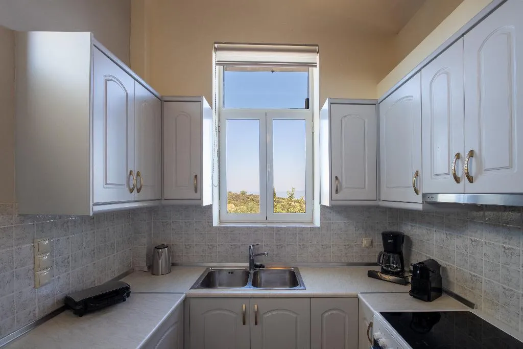 VILLA WITH PRIVATE POOL Room, Searocks Exclusive Village, Kalamata