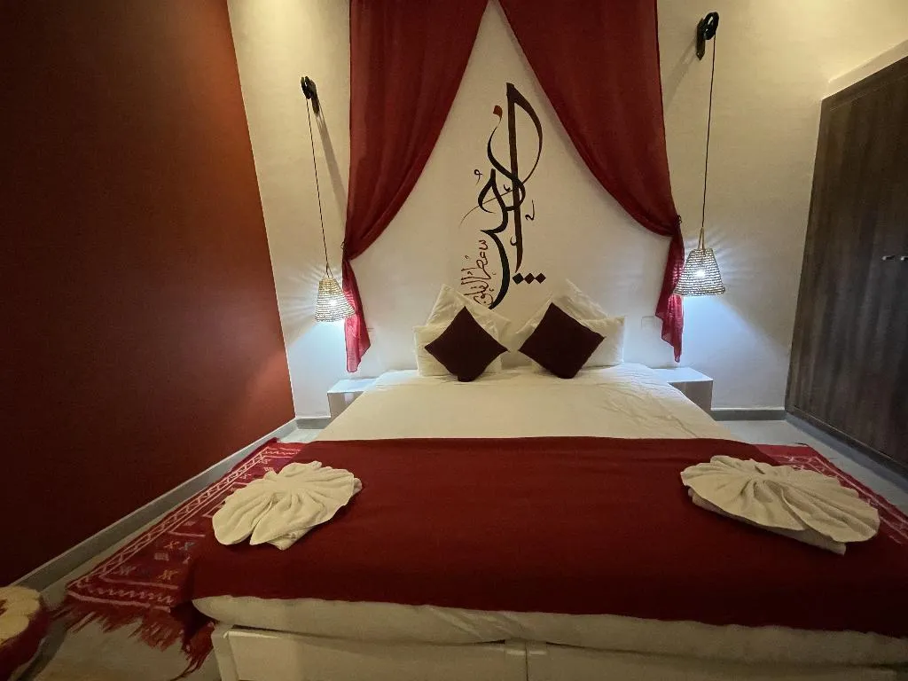 Double or Twin DELUXE KING BED Room, Riad Samarine, Marrakech