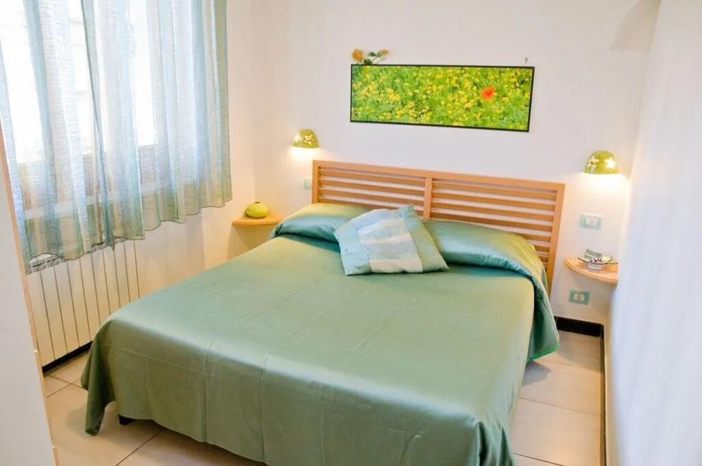 Room, B&B Galatea, Naples