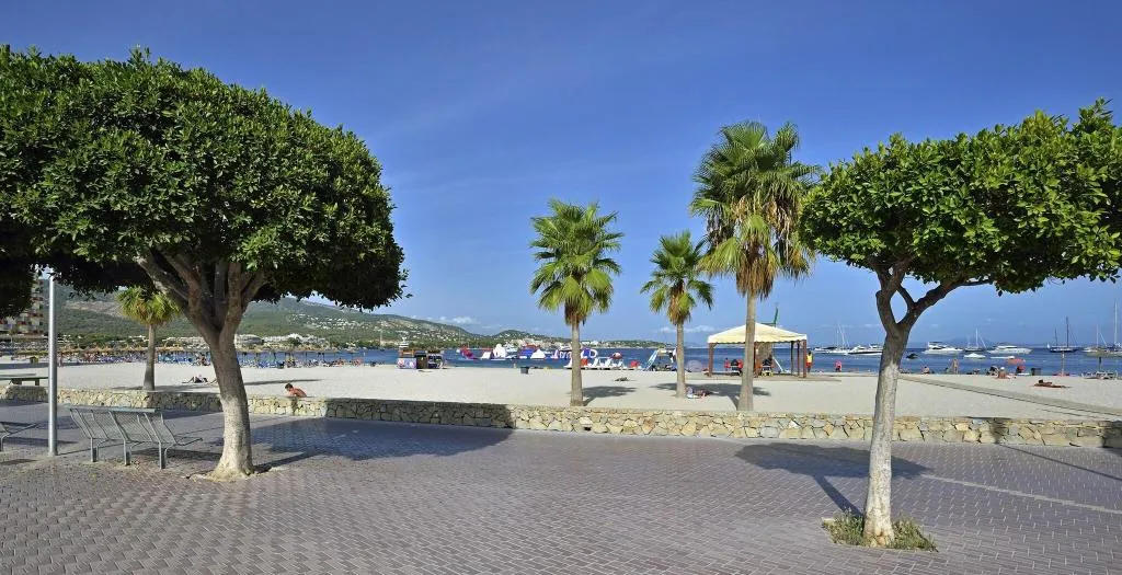 Sports and Entertainment, Sol Palmanova-Mirlos Tordos, Majorca