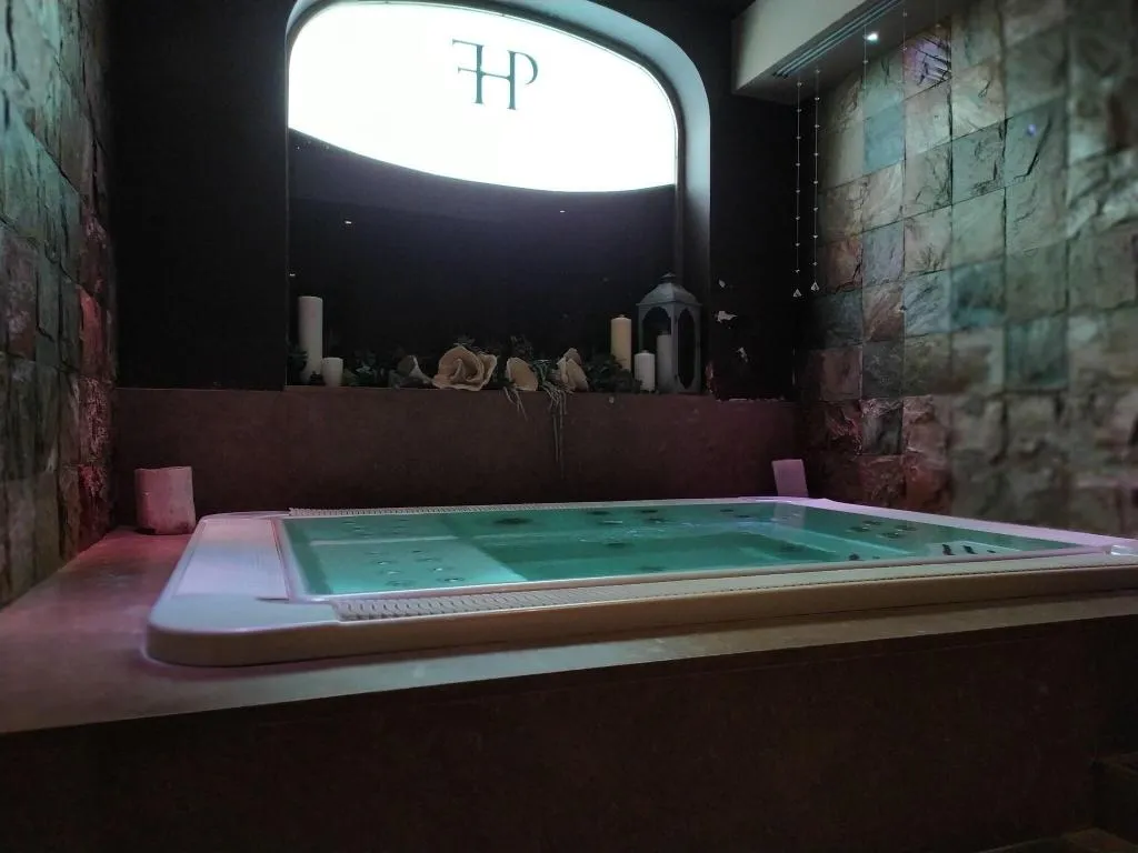 Sports and Entertainment, Hotel Porta Felice, Palermo