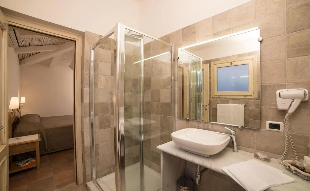 Room, Perdepera Resort, Cagliari