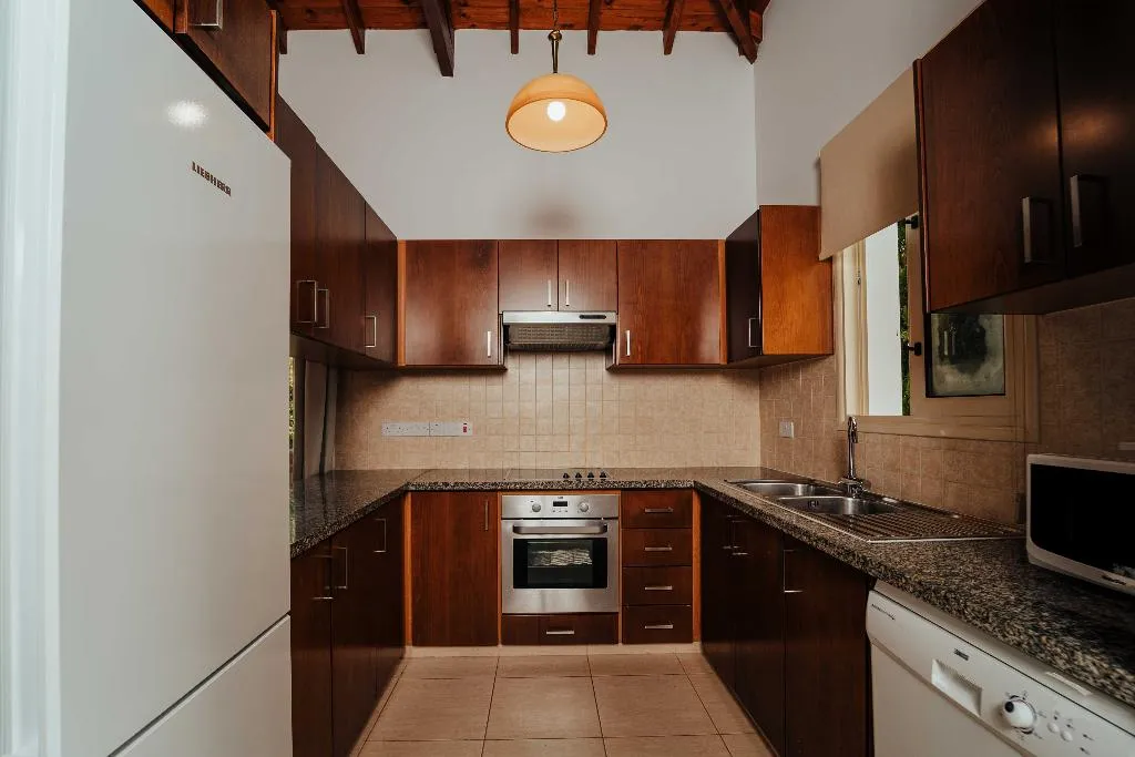 BUNGALOW THREE BEDROOMS THREE BATHROOMS Room, Sea Point Villas, Cyprus