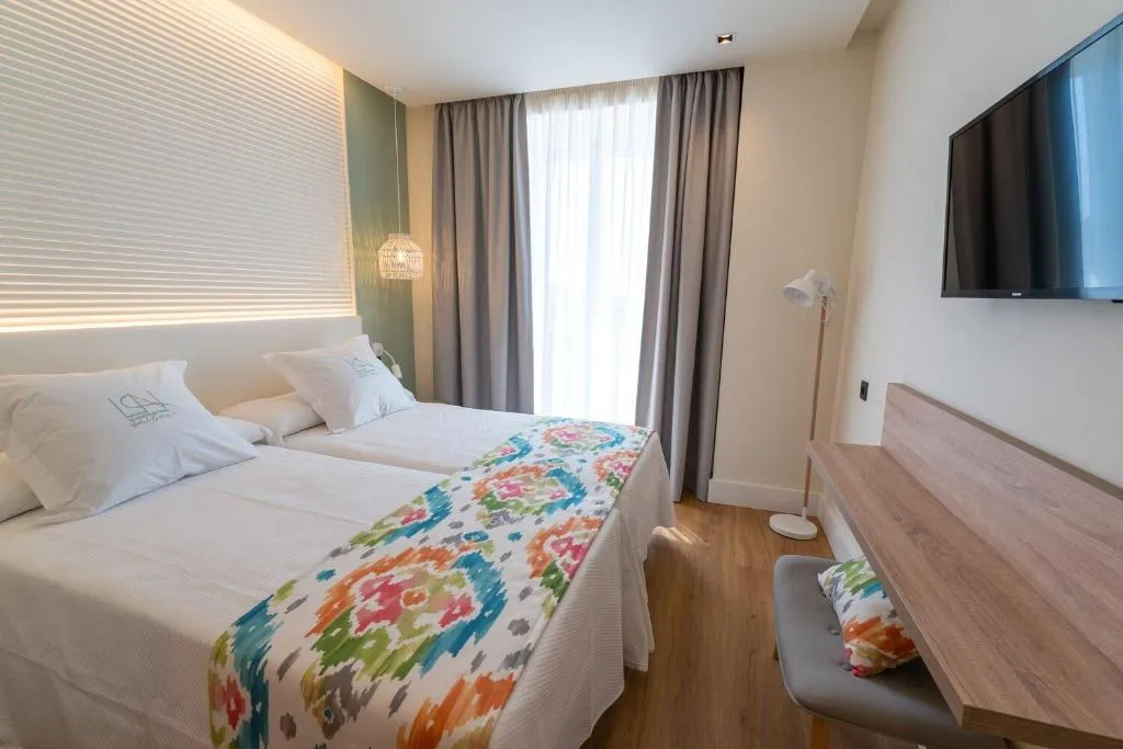 Room, La Puerta De Nerja Hostal Boutique, Costa Del Sol