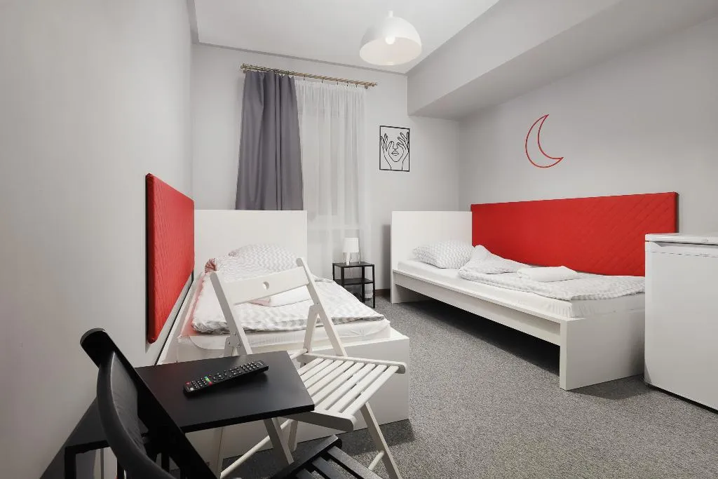 TWIN STANDARD Room, Moon Hostel Krakow, Krakow