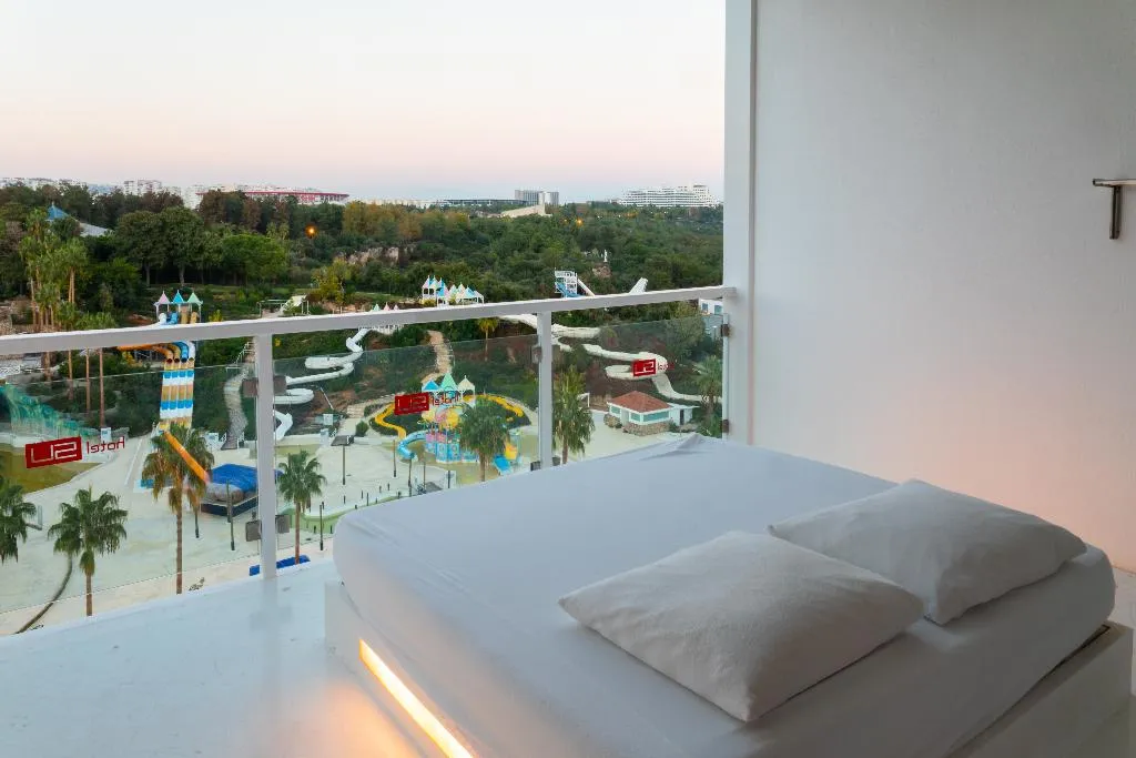 TRIPLE DELUXE LAND VIEW Room, Hotel Su & Aqualand, Antalya