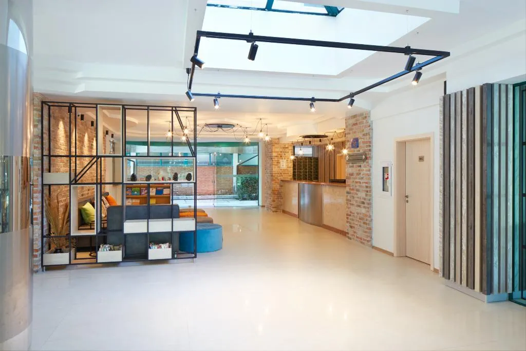 Lobby, Aktinia, Bourgas