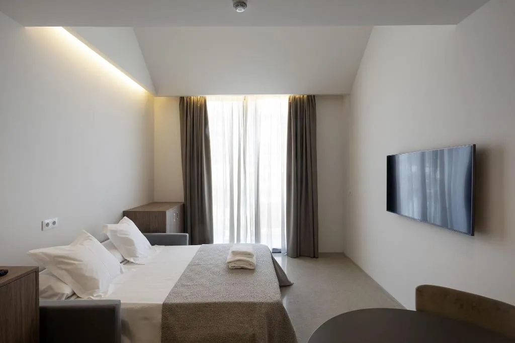 Room, Dau Studios, Valencia