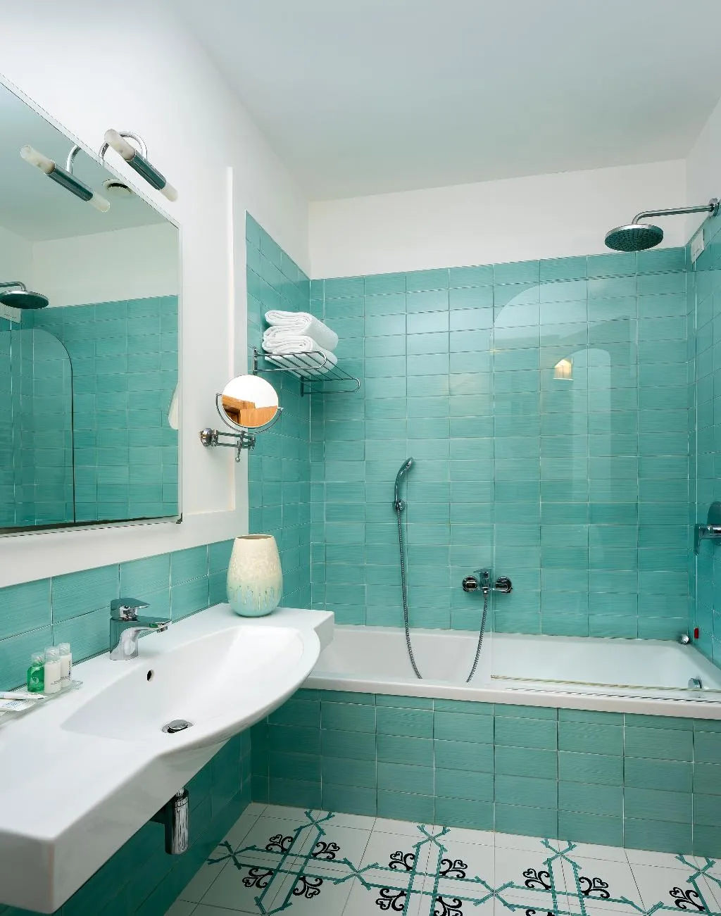 DOUBLE SEA VIEW WITH BALCONY Room, Grand Hotel Vesuvio, Naples