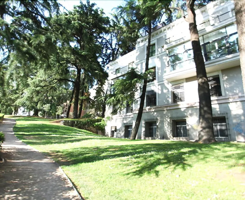 Sports and Entertainment, Hostels Meetingpoint, Madrid