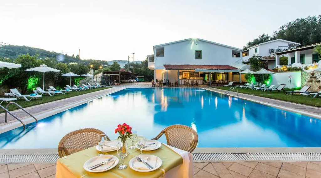 Pool, Paradise Inn, Corfu
