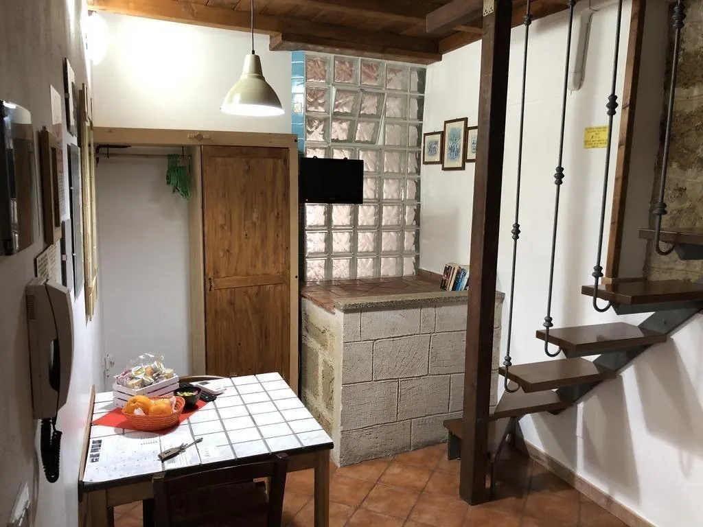 Room, Aigua, Alghero