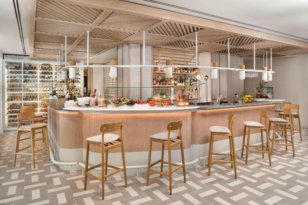 Lobby, ME Sitges Terramar, Costa Brava