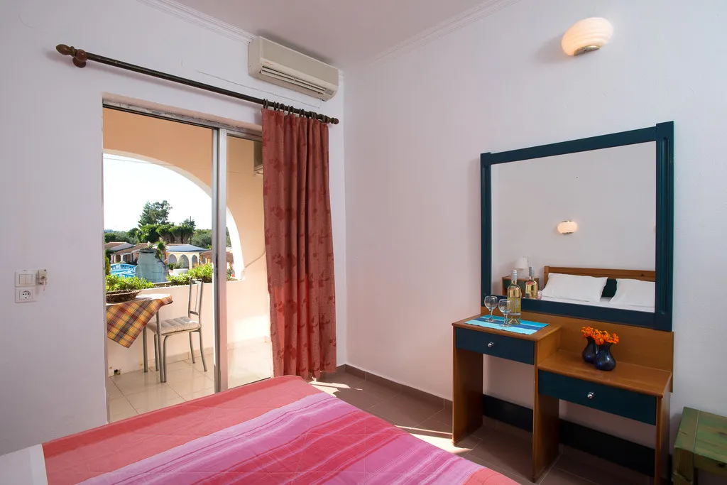 STUDIO CAPACITY 2 Room, Blue Lagoon by Estia, Corfu