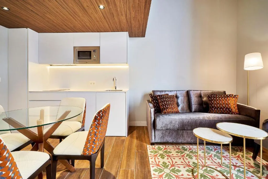 Room, Tandem Torres De Cádiz Suites, Costa De La Luz